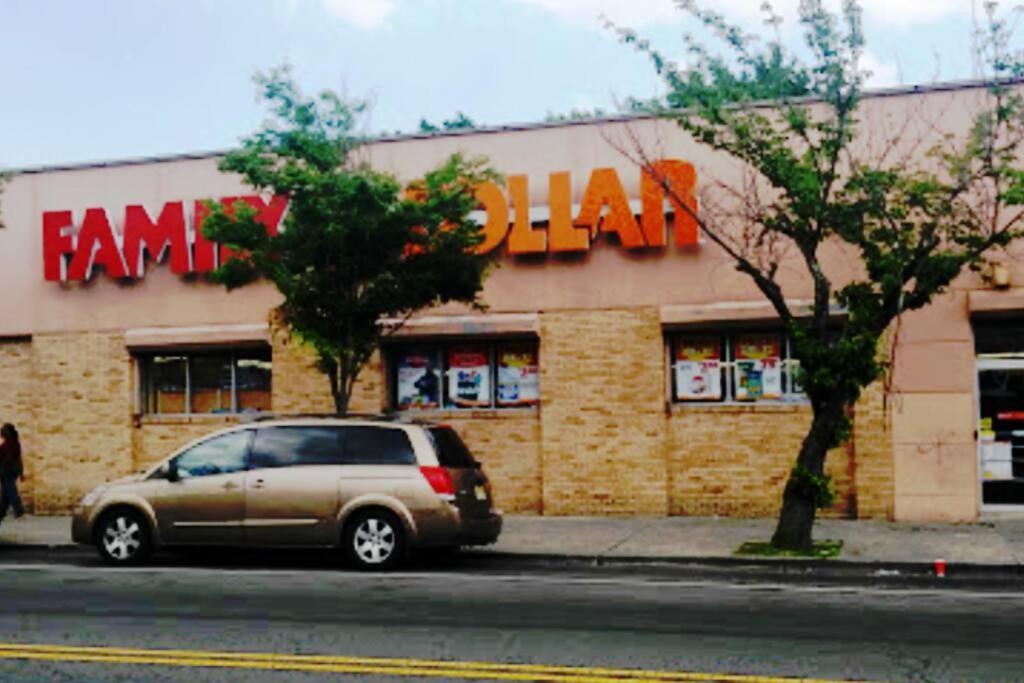 Entire 2-Bed Private Apt - Ewr/Nyc/Outlet Mall Newark Bagian luar foto