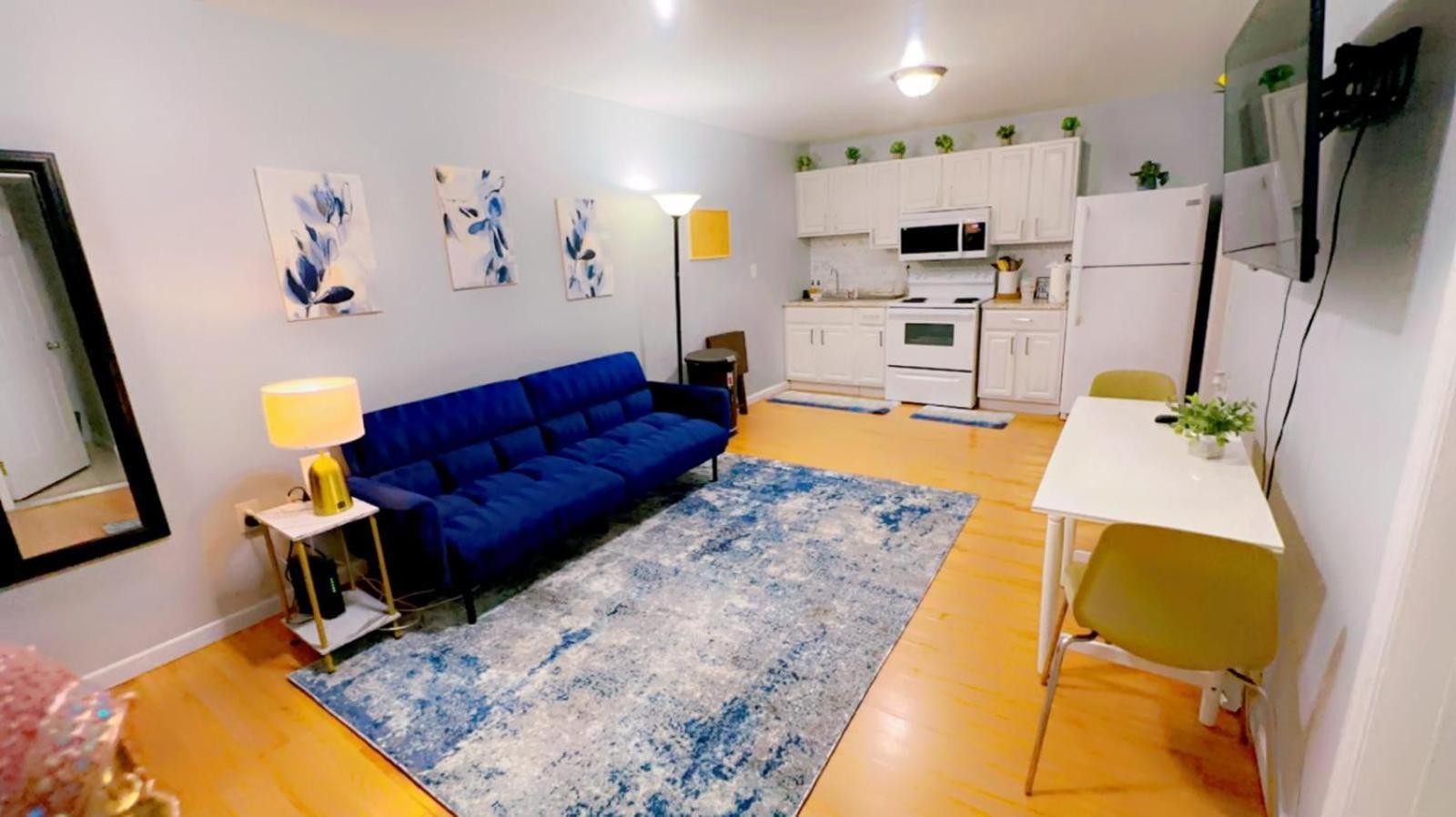Entire 2-Bed Private Apt - Ewr/Nyc/Outlet Mall Newark Ruang foto